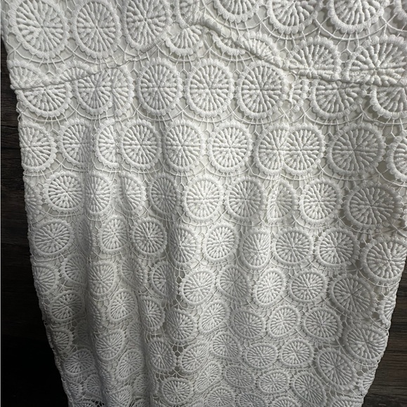 Minuet White Sheath Lace V-Neck Mini Dress - Picture 3 of 9